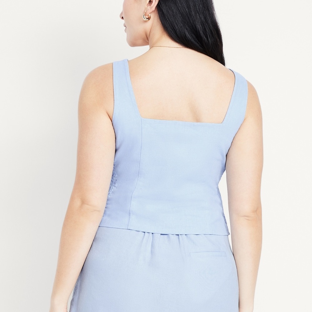Old Navy Light Blue Button-Front Linen-Blend Vest - Picture 4 of 8